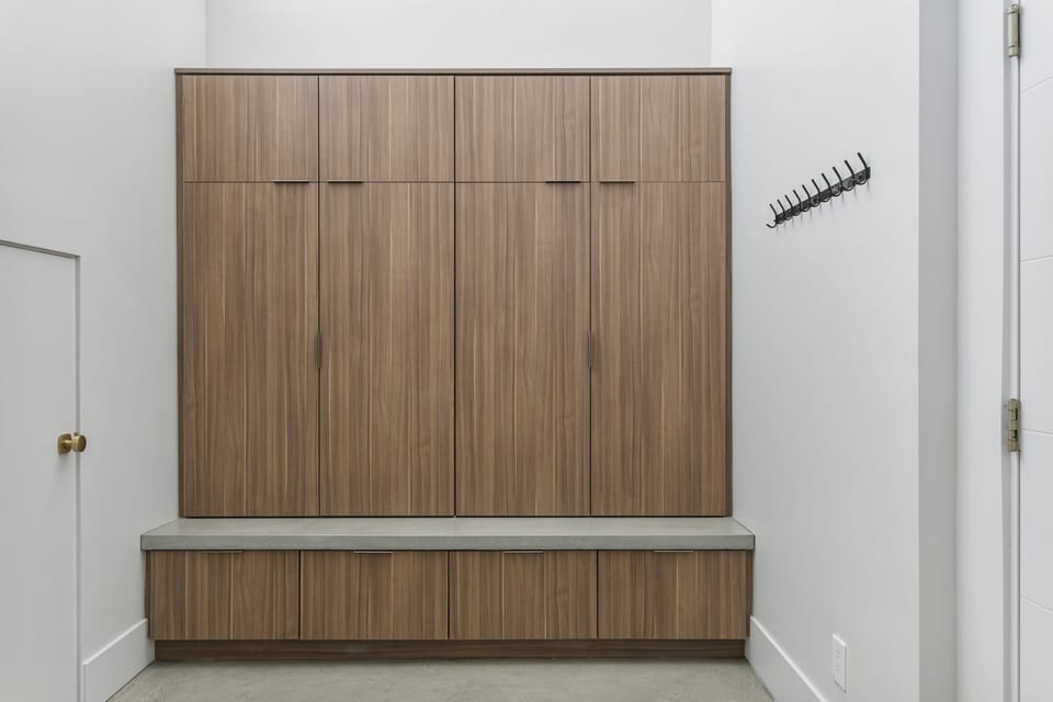 Indoors, Furniture, Hot Tub, Tub, Cupboard