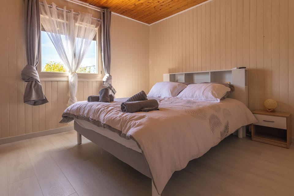 Deluxe Double Room, Air conditioning, Garden View | Premium bedding, individually decorated, individually furnished