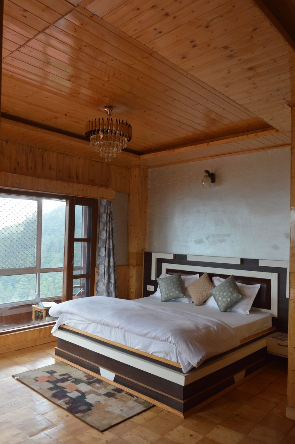Premium Double Room, Balcony, Mountain View | Laptop workspace, blackout drapes, soundproofing, iron/ironing board