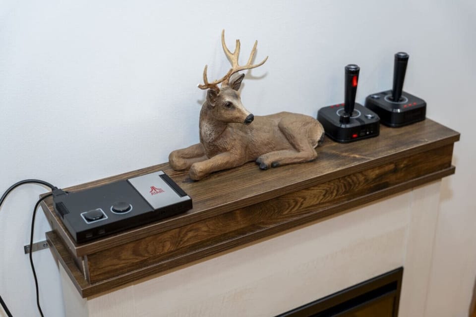 Thoughtful details bring the warmth of the outdoors inside your lakeside retreat.