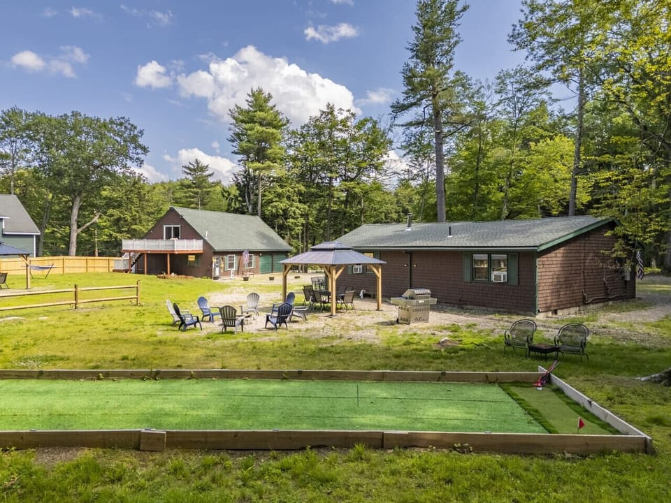 2 Spacious Homes Side by Side