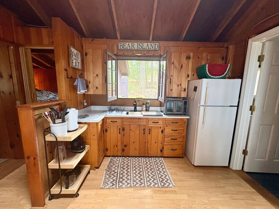 Functional kitchen with everything you need