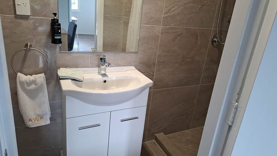 Apartment | Bathroom