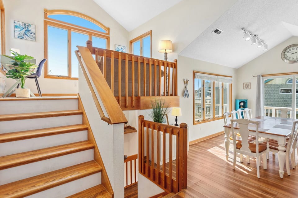 Head on up to the Captain's Watch for relaxation and breathtaking views.