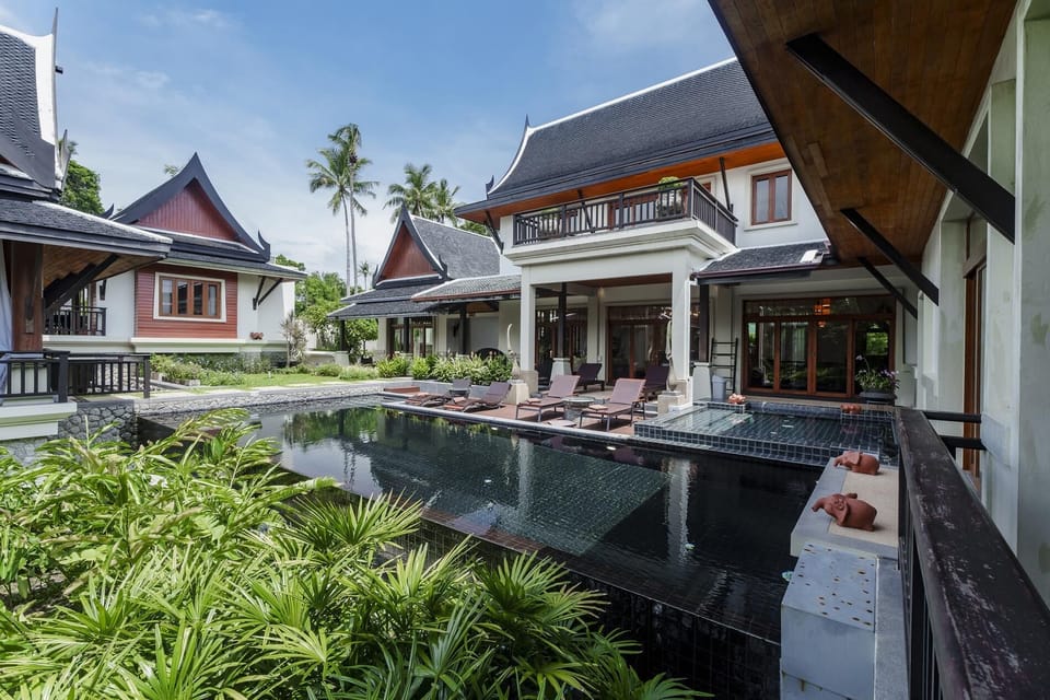 Salika Luxury 5.5 Bed Villa Seaview With Maids (5932)
