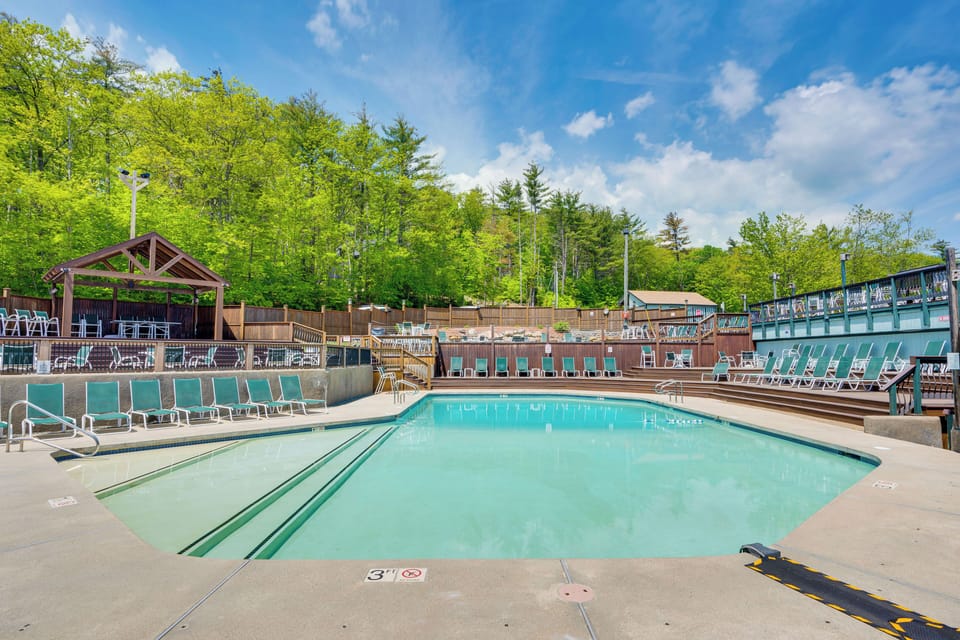 Waterville Estates | Adults-Only Pool (Addt'l Fees May Apply)