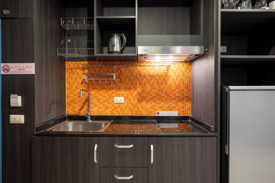 Private kitchenette