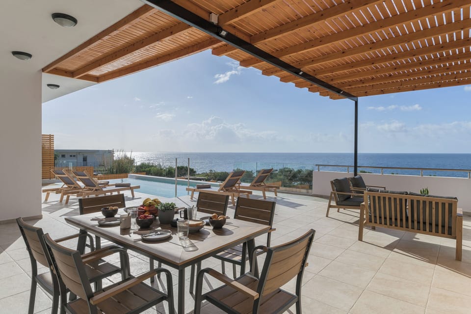 Alfresco living done the Mediterranean way.