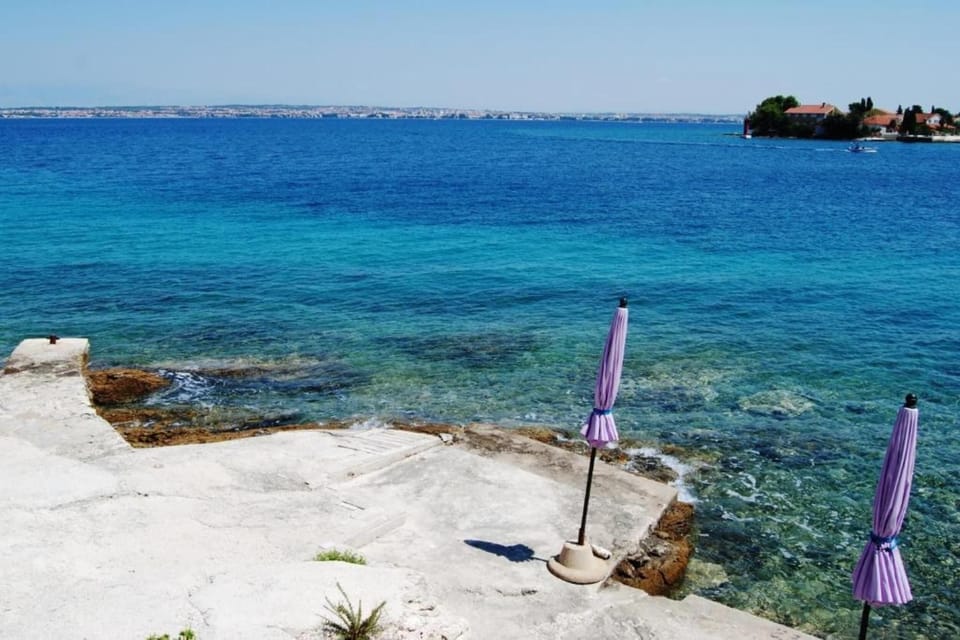 Region [summer] (>5 km)