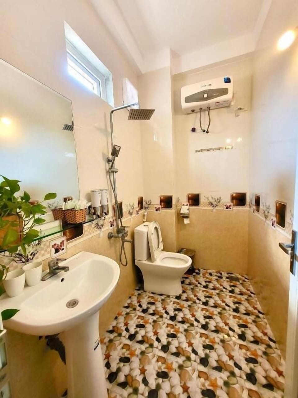Family Room | Bathroom | Shower, slippers, soap, shampoo