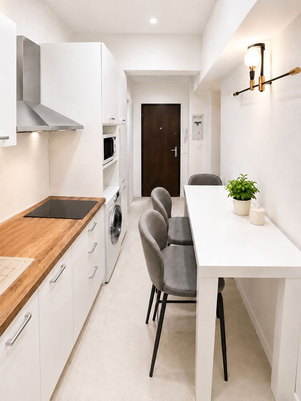 City Apartment, Park View | Private kitchen | Electric kettle, cookware/dishes/utensils