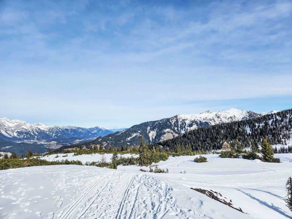 Sky, Snow, Blue, Mountainous Landforms, Mountain, Winter, Mountain Range, Glacial Landform, Terrain, Hill