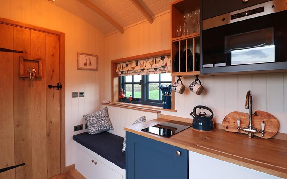 Fridge, microwave, stovetop, electric kettle