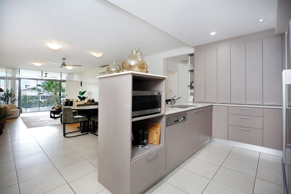 Deluxe Apartment, Balcony, Pool View | Private kitchen | Full-size fridge, microwave, oven, stovetop