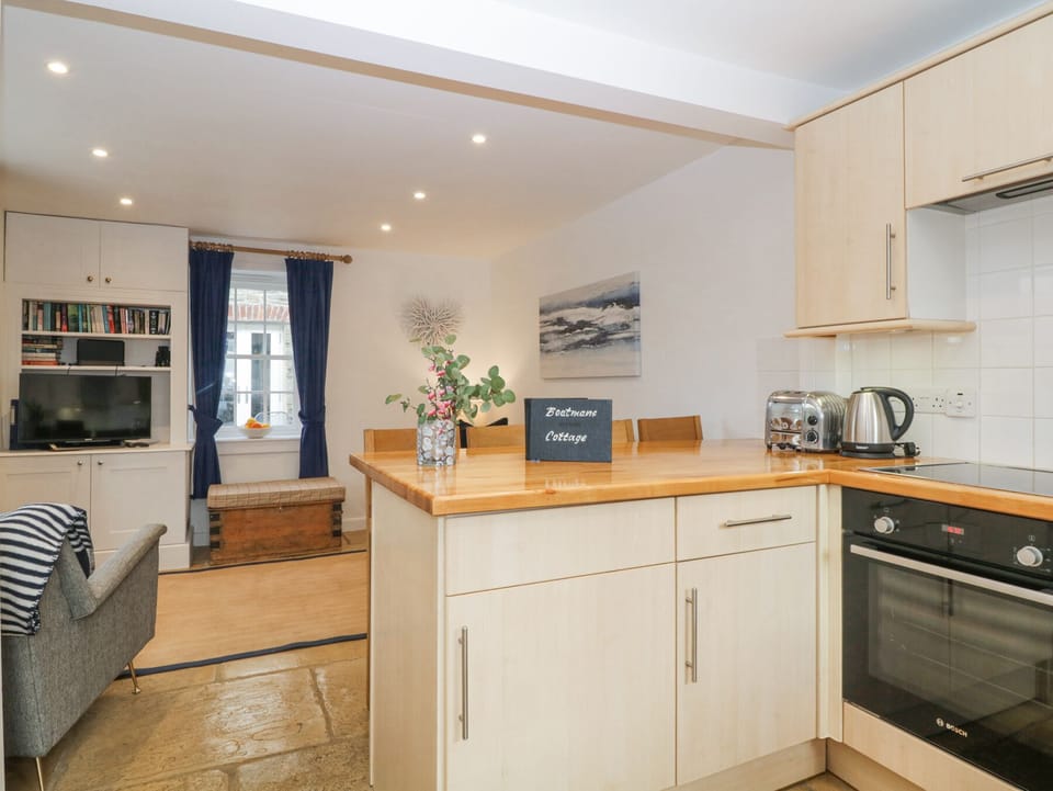 Fridge, microwave, dishwasher, toaster