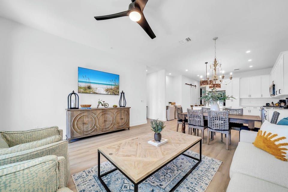Open Concept Living, Dining, and Kitchen