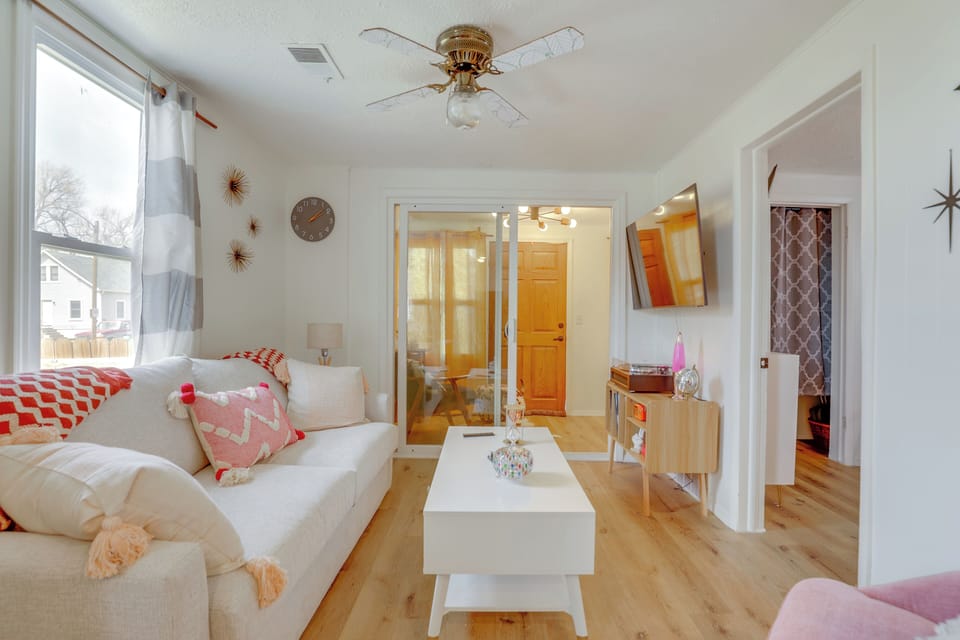 House (2 Bedrooms) | Interior