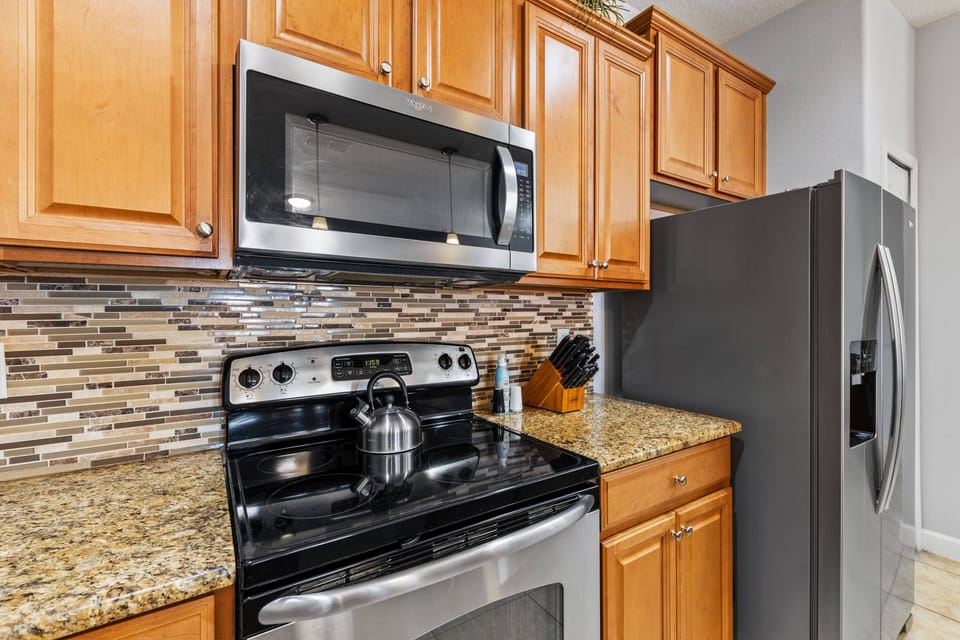 Fully equipped kitchen