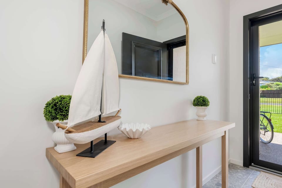 Burnett Heads, classy home decor