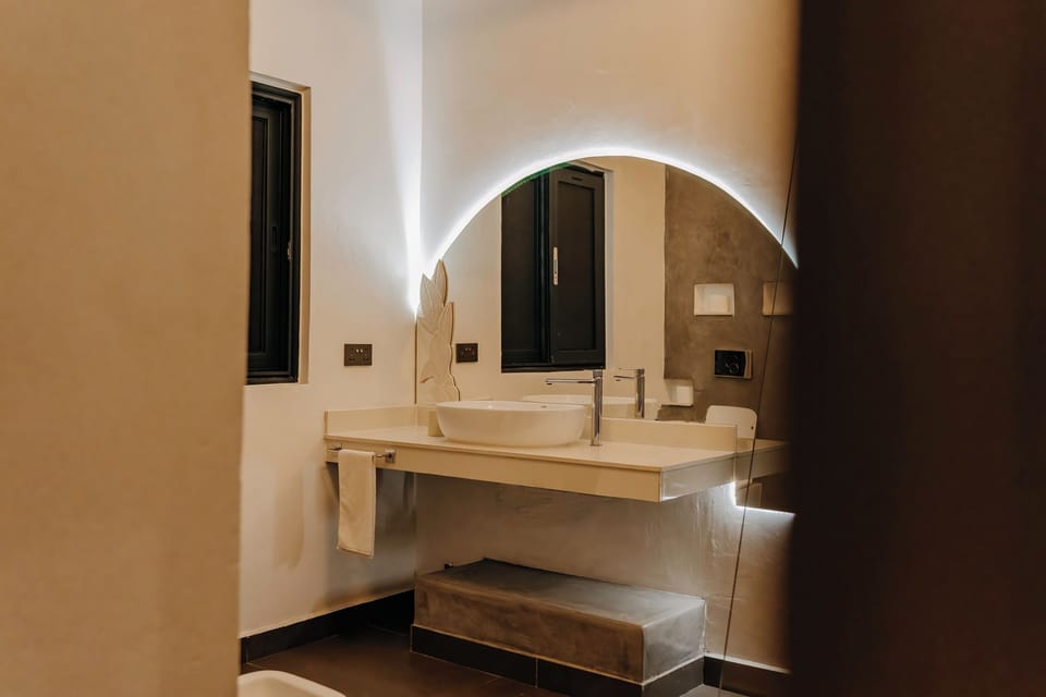 Luxury Villa, Housekeeping | Bathroom | Shower, bidet, towels, soap