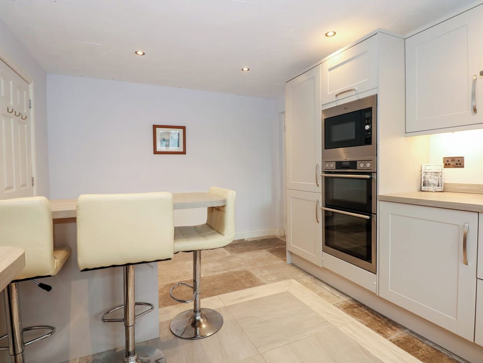 Fridge, microwave, dishwasher, toaster