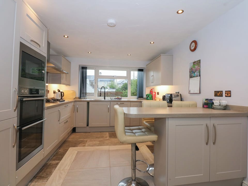 Fridge, microwave, dishwasher, toaster