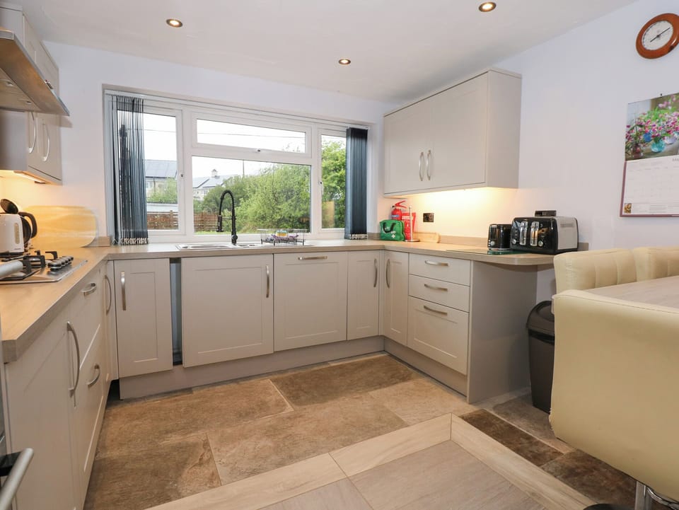 Fridge, microwave, dishwasher, toaster