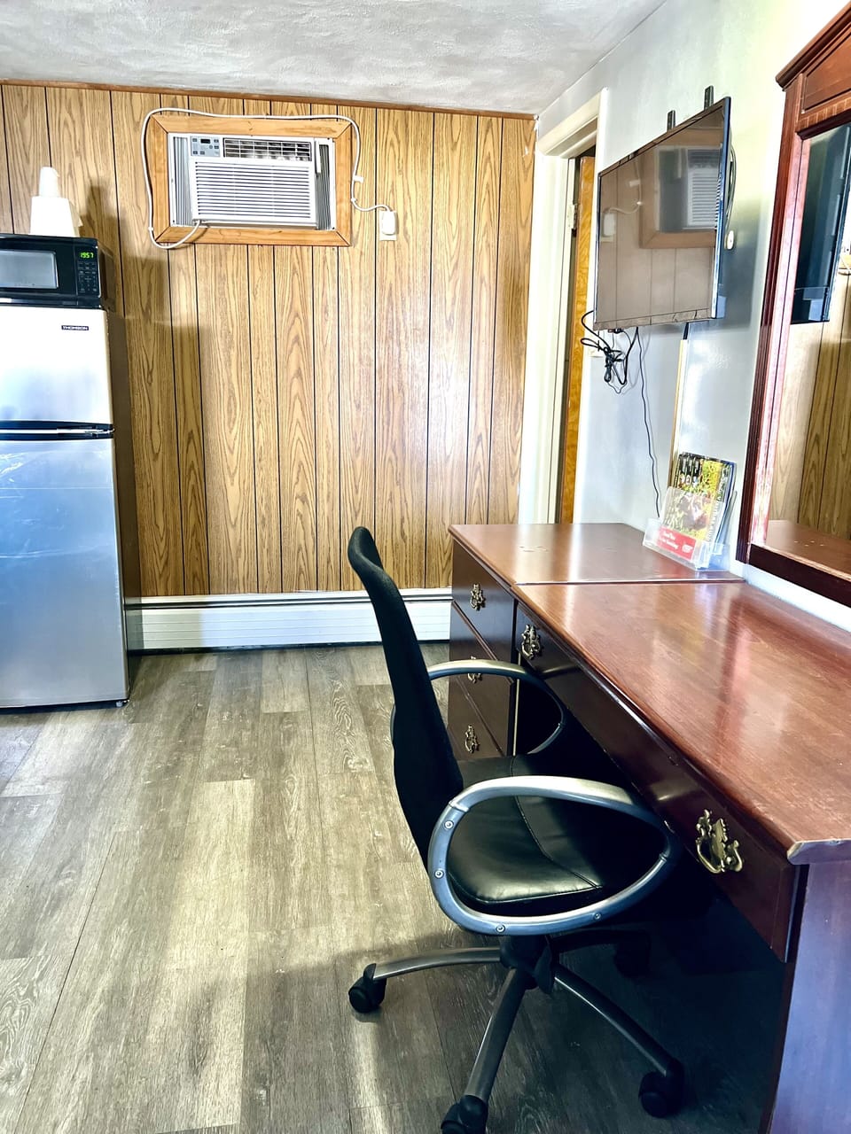 Room, 2 Bedrooms | Living area | 32-inch flat-screen TV with cable channels, TV