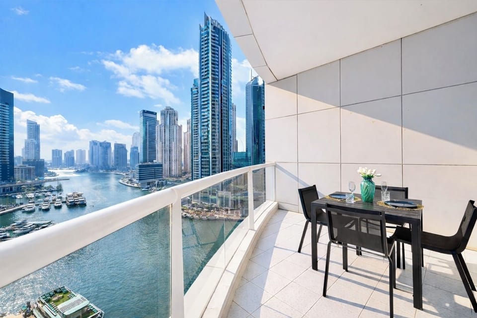 Lounge balcony