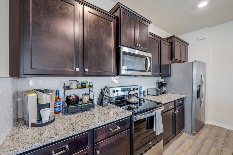 We have got the extras! Keurig coffee bar