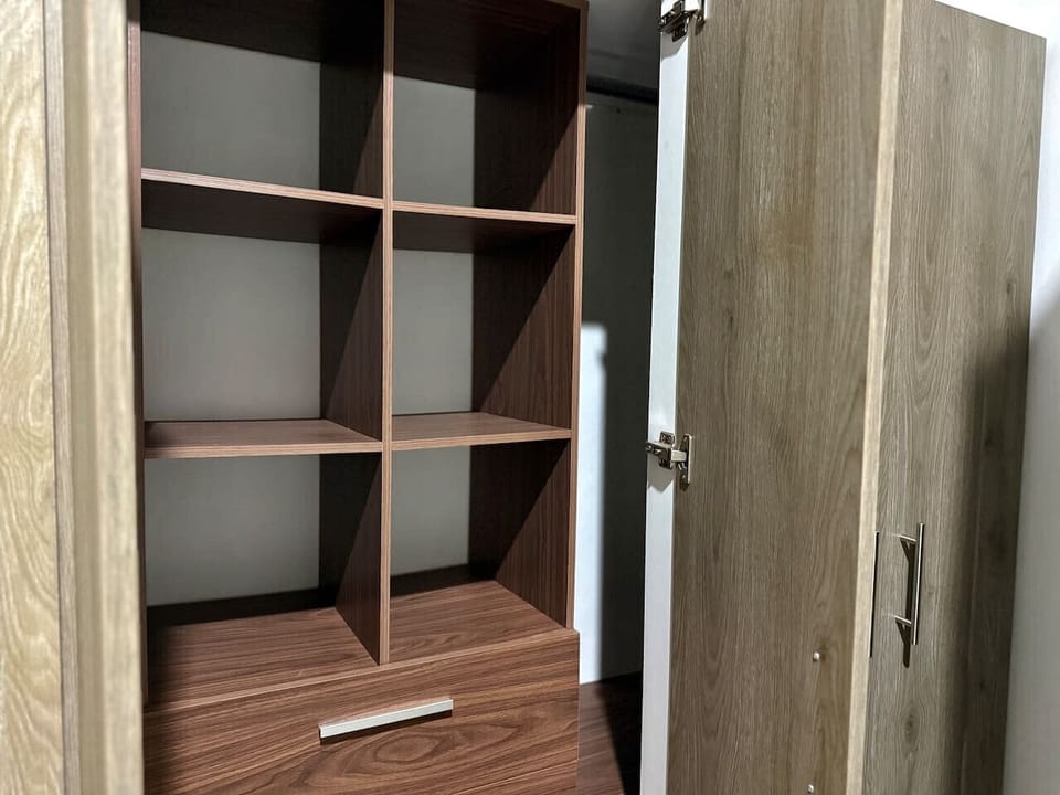Comfort Apartment | 2 bedrooms, blackout drapes, iron/ironing board, free WiFi