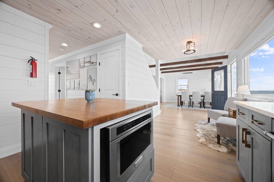 View of the kitchen and dining area