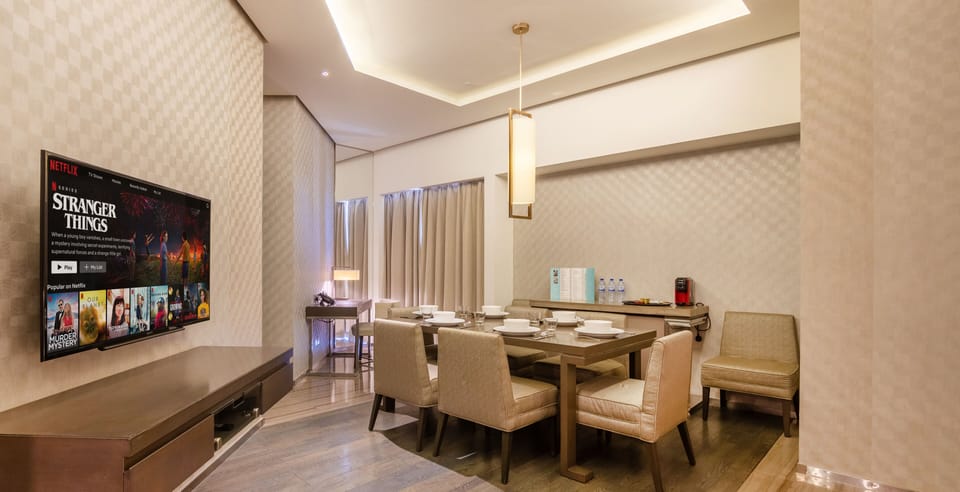 Luxury Apartment | Dining room
