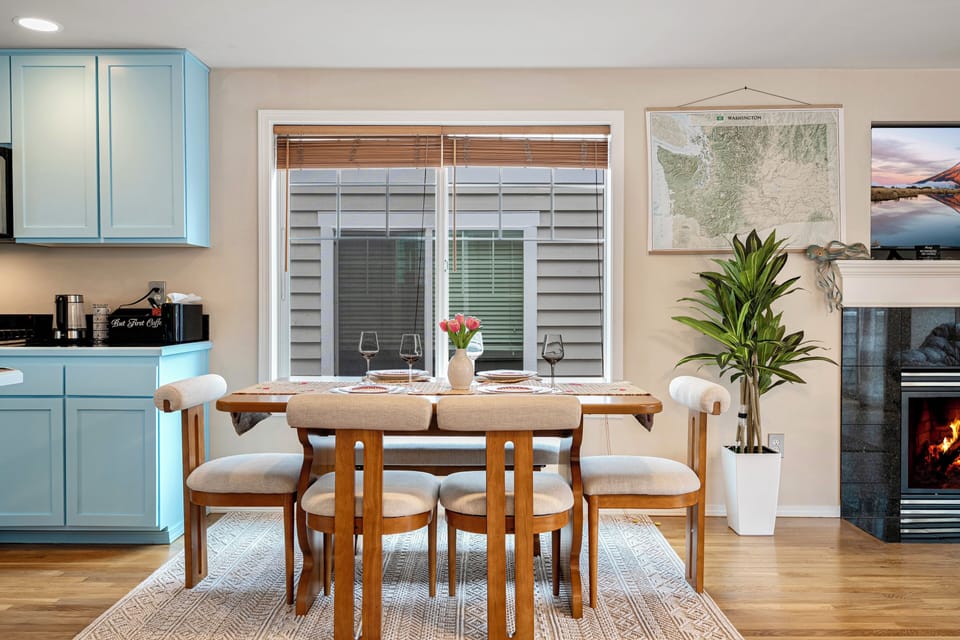 Dinning table