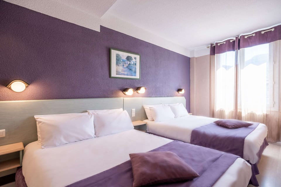 Premium bedding, pillowtop beds, in-room safe, individually decorated