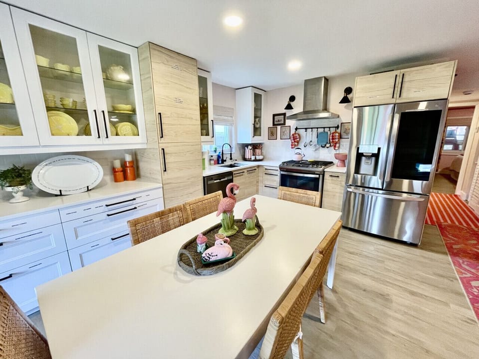 Dining Area in Kitchen