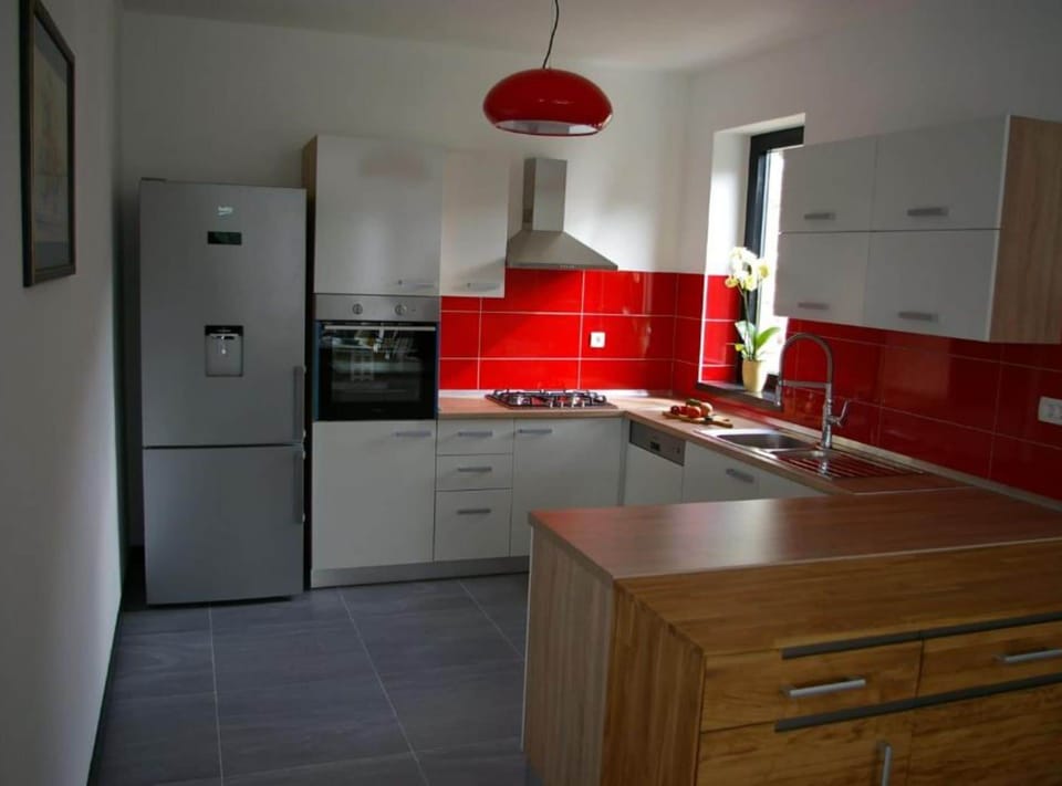 Villa (Beachfront Luxury Villa with Private ) | Private kitchen | Fridge