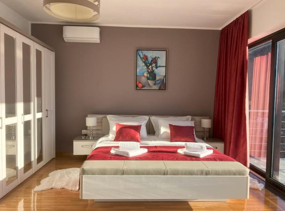 Villa (Beachfront Luxury Villa with Private ) | 4 bedrooms