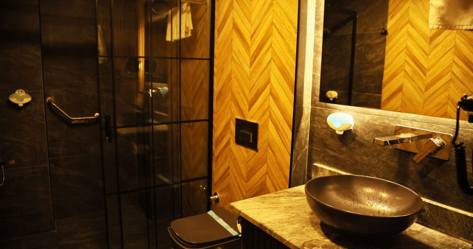 Premium Room, Sea View | Bathroom | Shower, hair dryer, towels, soap