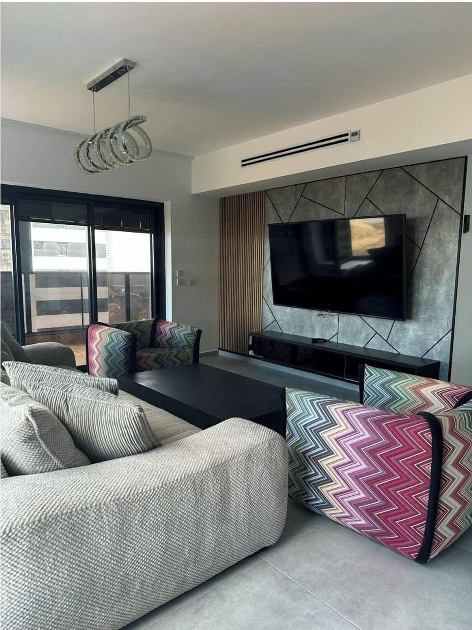 Apartment, 4 Bedrooms, Beachside | Living area