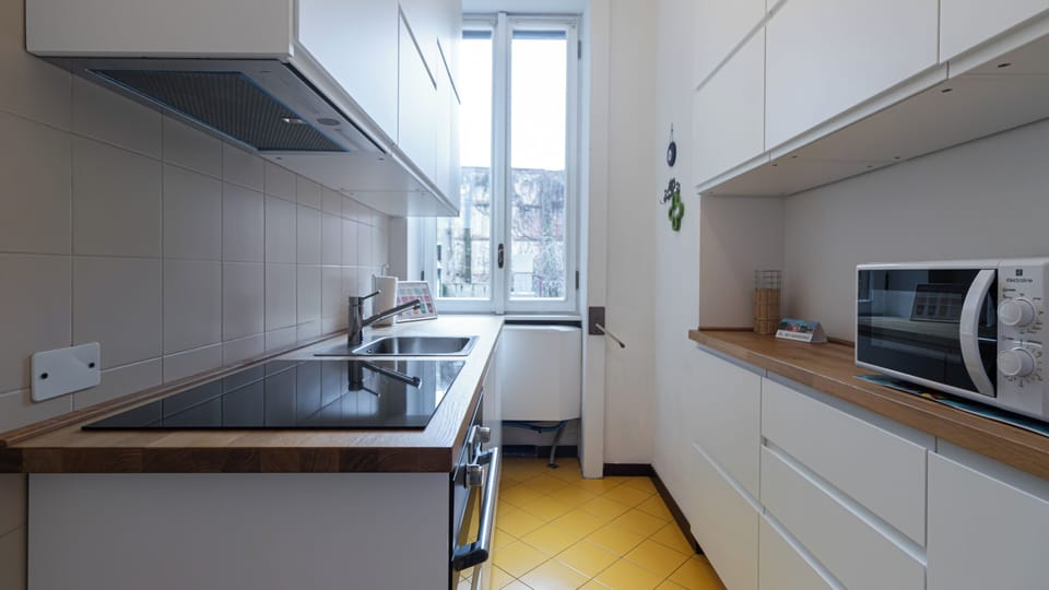 Apartment (1 Bedroom) | Interior