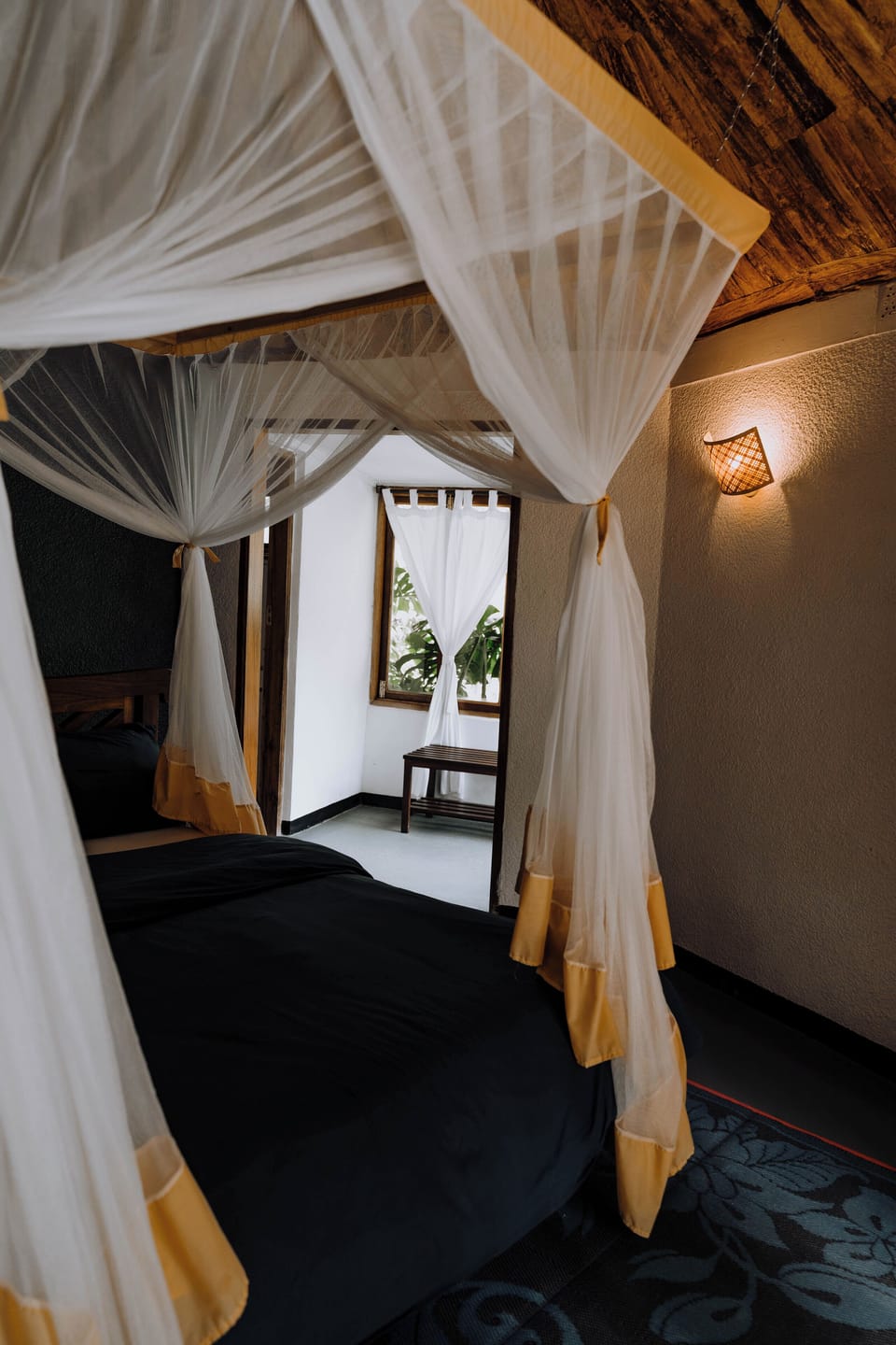Luxury Bungalow | Soundproofing, free WiFi, bed sheets