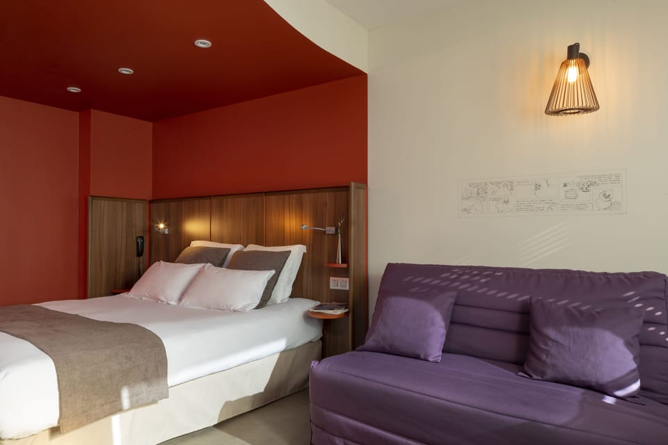 Deluxe Room | Premium bedding, laptop workspace, blackout drapes, soundproofing