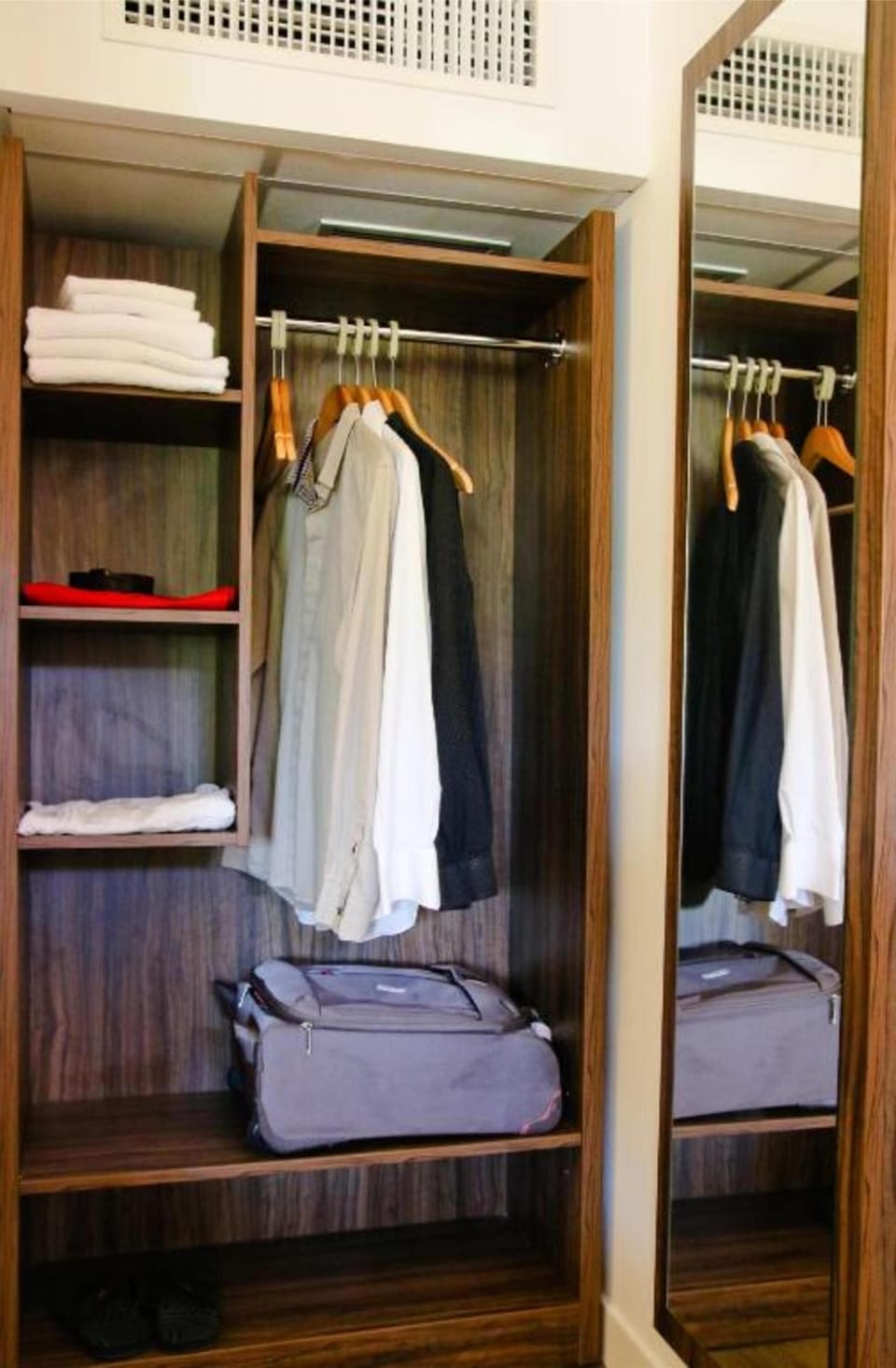 Room amenity