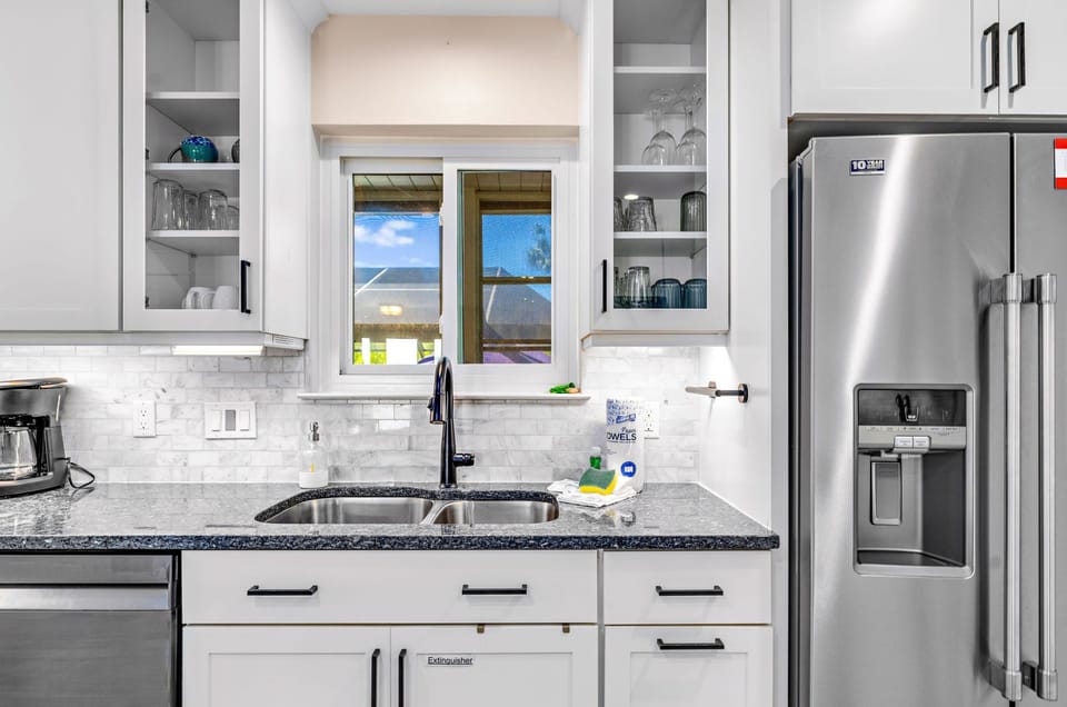 Kitchen - A starter supply of amenities is provided but depending on length of stay, additional amenities may need to be purchased