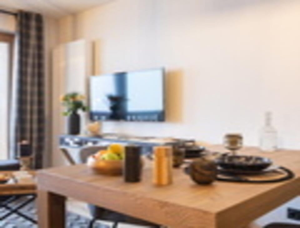 Apartment | Dining