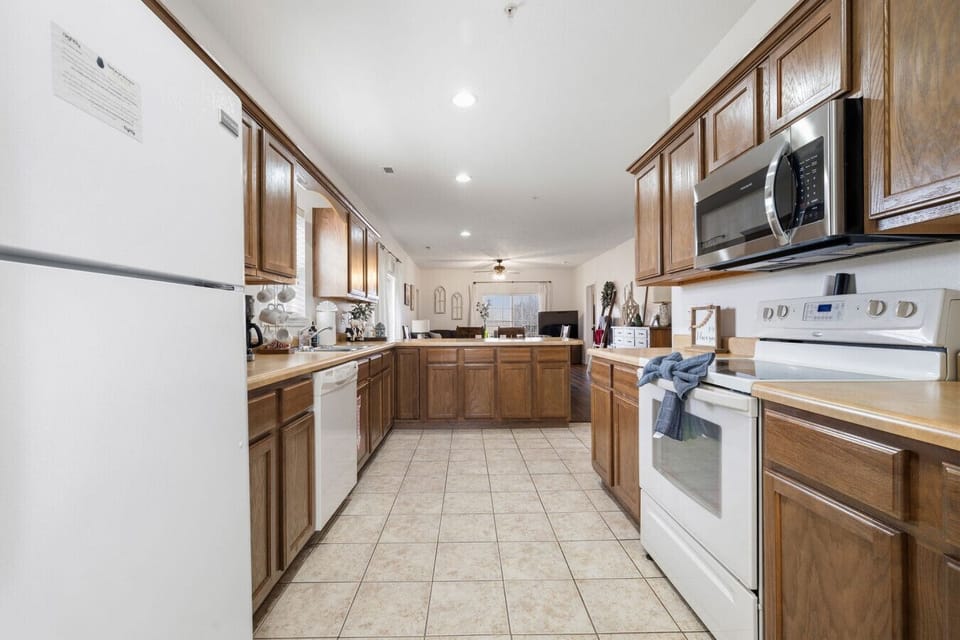 Cook and gather here with everything you need for easy meals together.