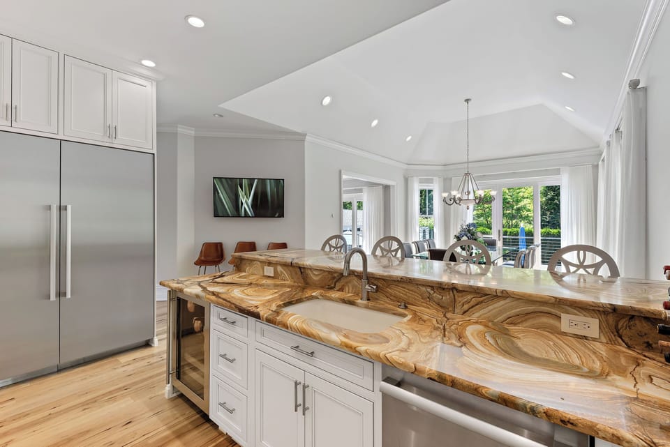 Fully Stocked Kitchen