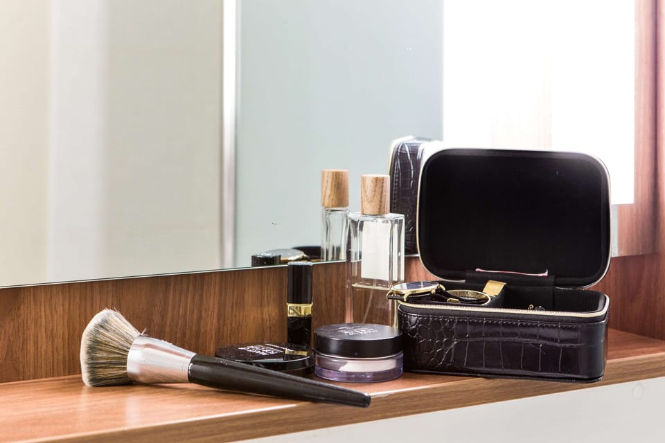Eco-friendly toiletries, towels