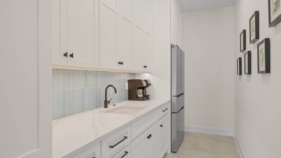 Butler's Pantry